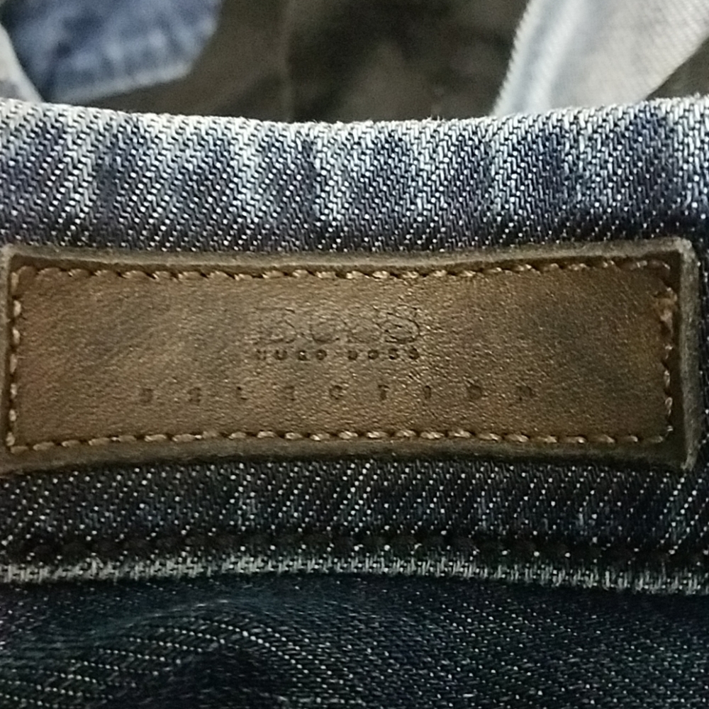 VITAGE HUGO BOSS MEN'S 34x29 DARK FADED STRAIGHT DENIM JEANS - Picture 7 of 8